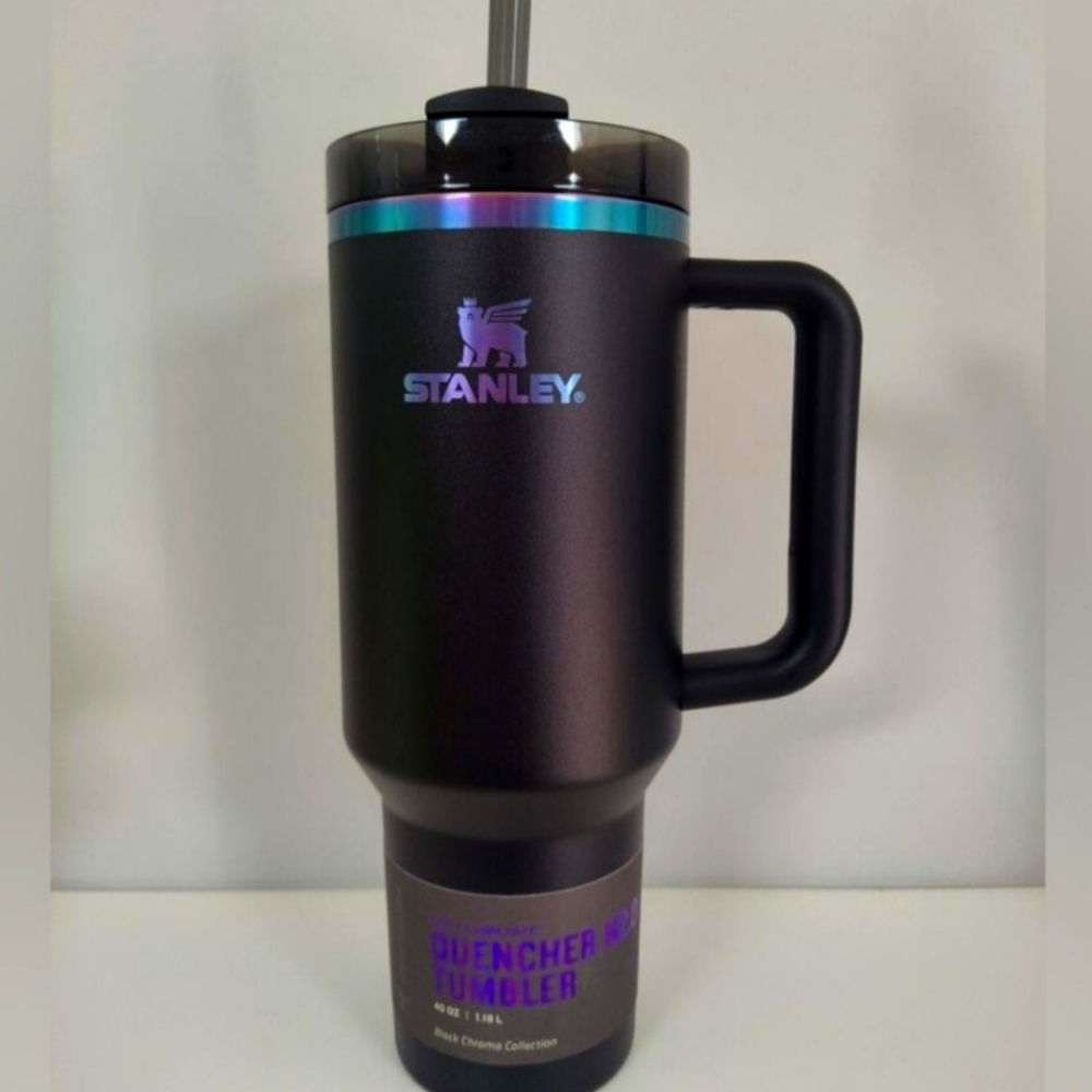 Stanley 40oz BLACK CHROMA Quencher Tumbler NWT